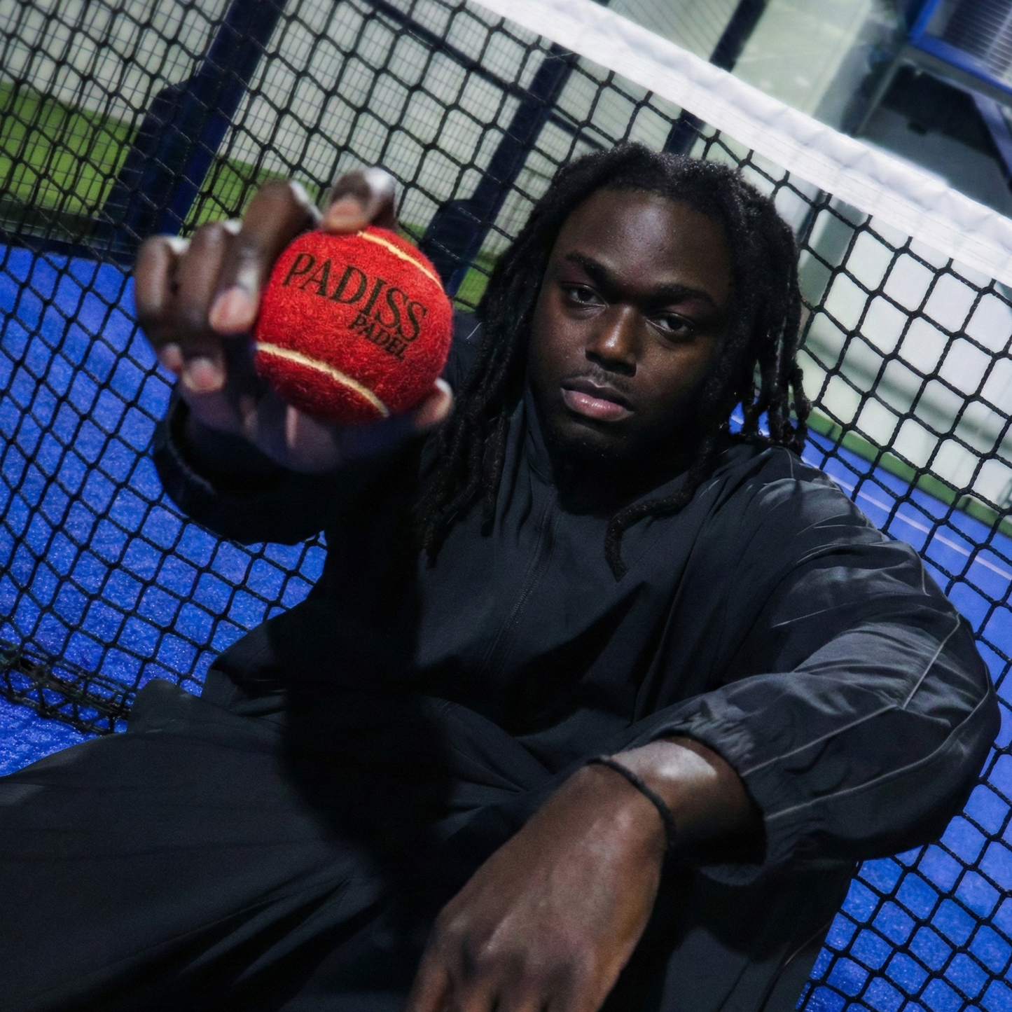 Balle de padel colorée rouge Lava Red puissance et style - PADISS